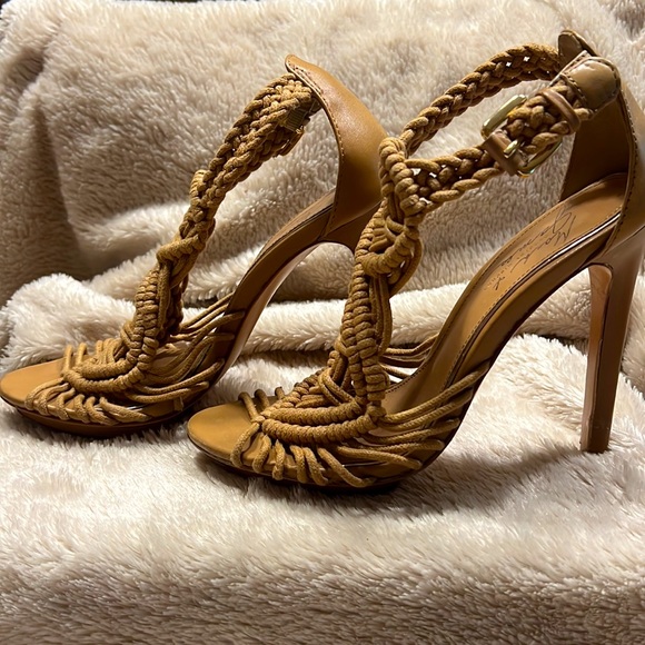 BADGLEY MISCHKA Macrame Designed Heels - Picture 2 of 10